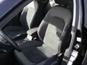 Volkswagen Golf (2017) thumbnail 9