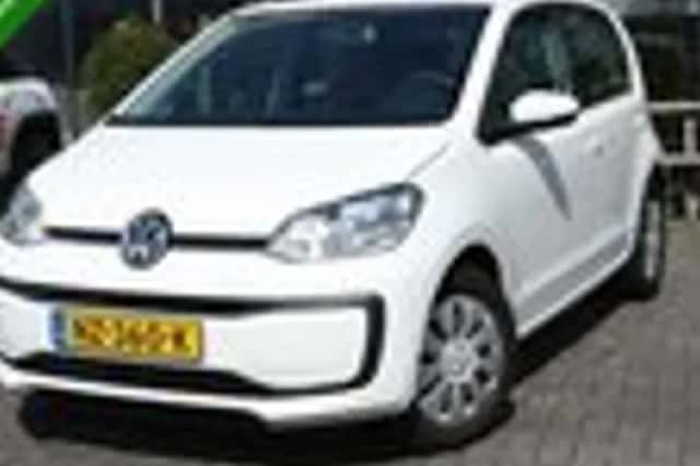 Volkswagen Up! (2017) thumbnail 1