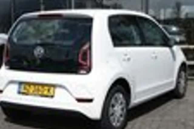 Volkswagen Up! (2017) thumbnail 5