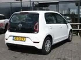 Volkswagen Up! (2017) thumbnail 5