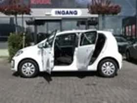 Volkswagen Up! (2017) thumbnail 7