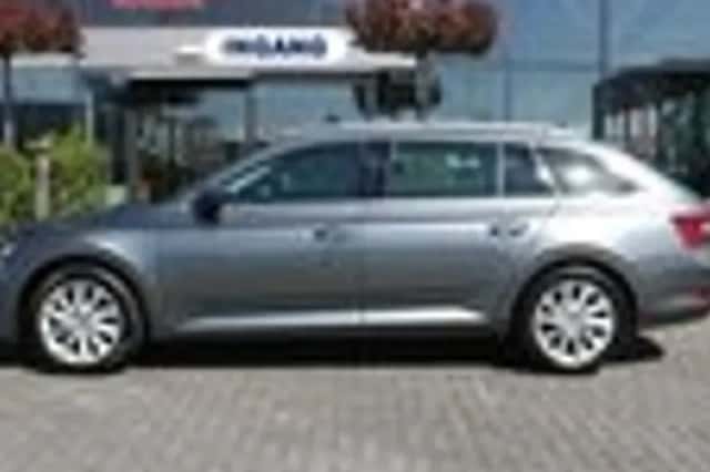 Škoda Superb (2022) thumbnail 6