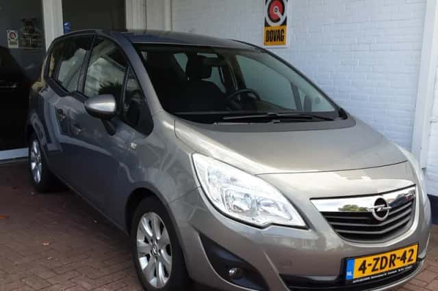 Opel Meriva (2012) thumbnail 1