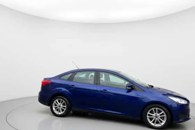 Ford Focus (2015) thumbnail 2
