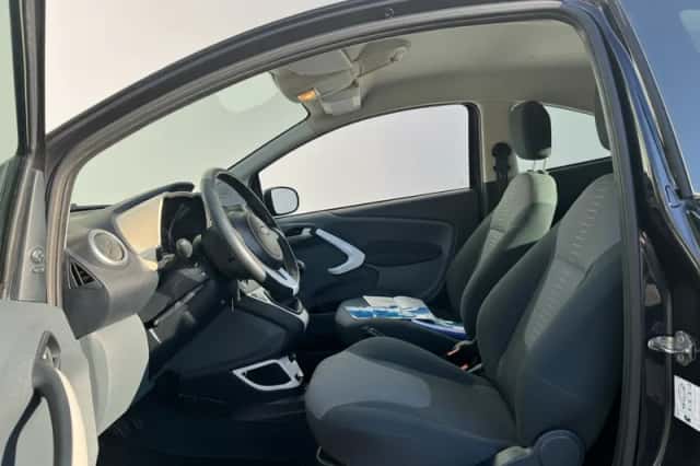 Ford Ka (2011) thumbnail 3