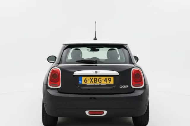 MINI Cooper (2014) thumbnail 4