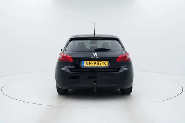 Peugeot 308 (2016) thumbnail 4