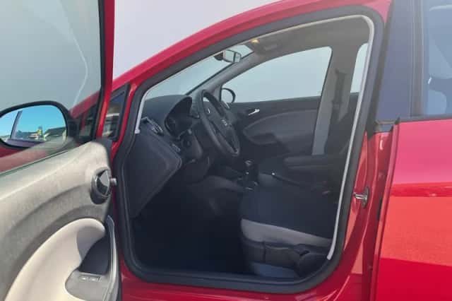 SEAT Ibiza (2016) thumbnail 5