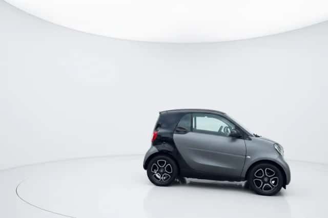 Smart Fortwo (2015) thumbnail 2