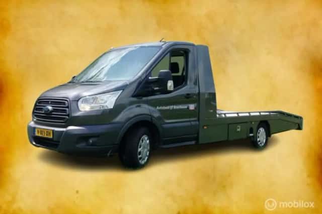 Ford Transit (2019) thumbnail 1