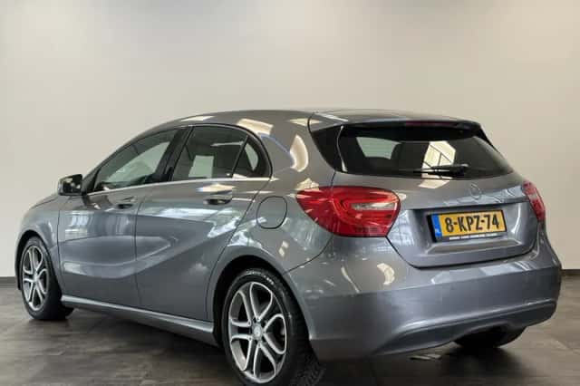 Mercedes-Benz A-Klasse (2013) thumbnail 3