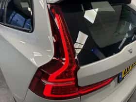 Volvo V60 (2019) thumbnail 5