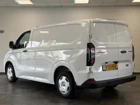 Ford Transit Custom (2024) thumbnail 3