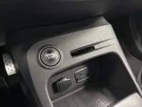 Renault Captur thumbnail 18