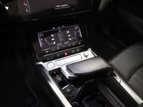 Audi e-tron (2019) thumbnail 11
