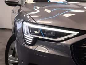 Audi e-tron (2019) thumbnail 26