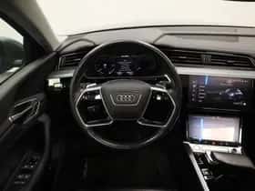 Audi e-tron (2019) thumbnail 7