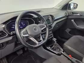 Volkswagen T-Cross (2020) thumbnail 9