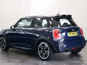 MINI Cooper (2017) thumbnail 3