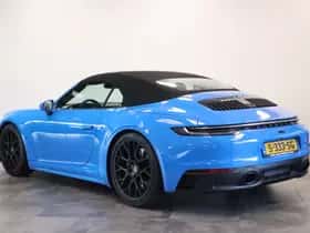 Porsche 911 (2023) thumbnail 3