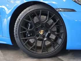 Porsche 911 (2023) thumbnail 6