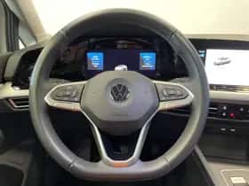 Volkswagen Golf (2021) thumbnail 8