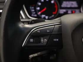 Audi A4 (2021) thumbnail 8