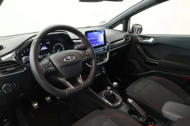 Ford Fiesta (2019) thumbnail 5