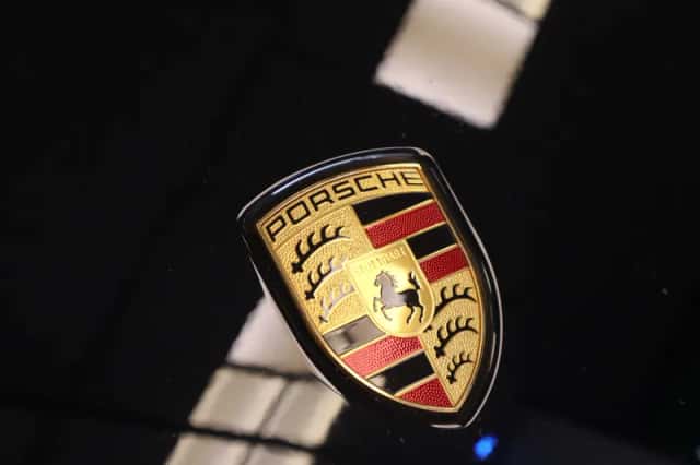 Porsche Cayenne (2021) thumbnail 26