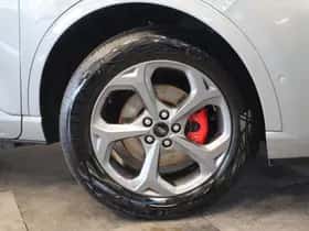 Ford Kuga (2025) thumbnail 6