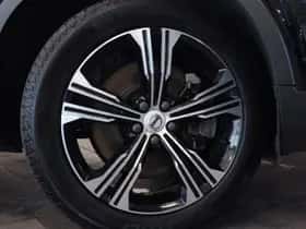 Volvo XC40 (2020) thumbnail 4