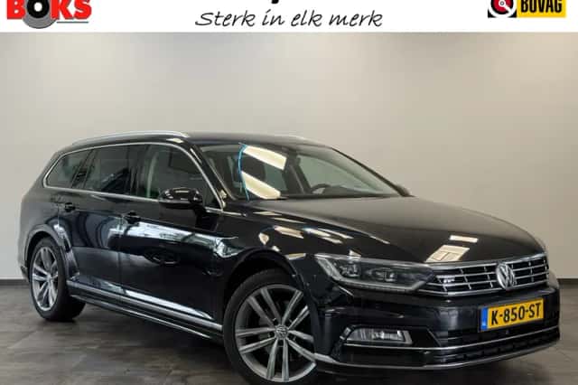 Volkswagen Passat (2016) thumbnail 1