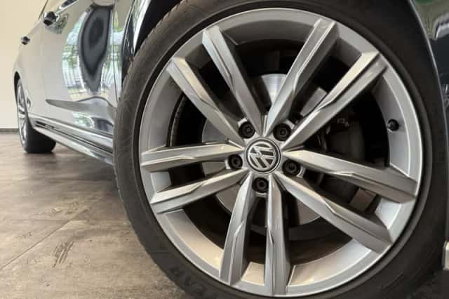 Volkswagen Passat (2016) thumbnail 4
