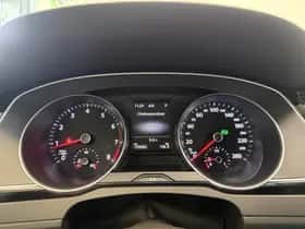 Volkswagen Passat (2016) thumbnail 8