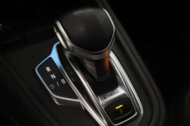 Renault Captur (2023) thumbnail 13