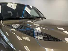 Land Rover Defender (2021) thumbnail 6
