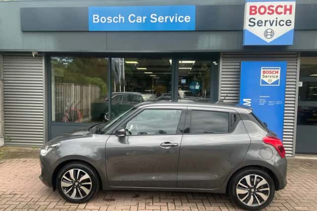 Suzuki Swift (2018) thumbnail 4