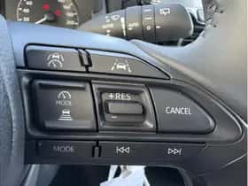 Toyota Yaris (2025) thumbnail 11