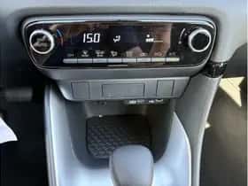 Toyota Yaris (2025) thumbnail 13
