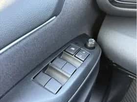 Toyota Yaris (2025) thumbnail 9