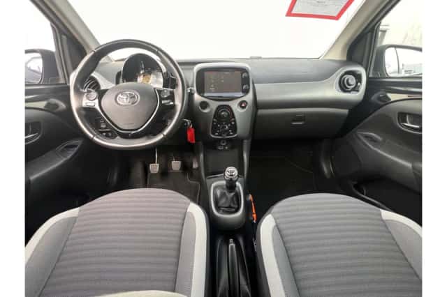 Toyota Aygo (2019) thumbnail 4