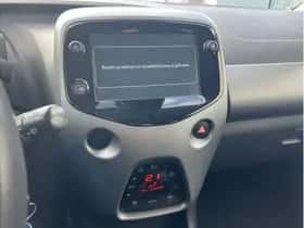 Toyota Aygo (2018) thumbnail 4