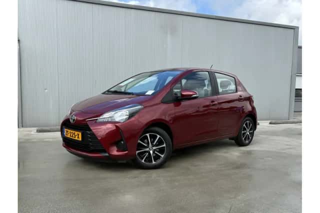 Toyota Yaris (2019) thumbnail 1