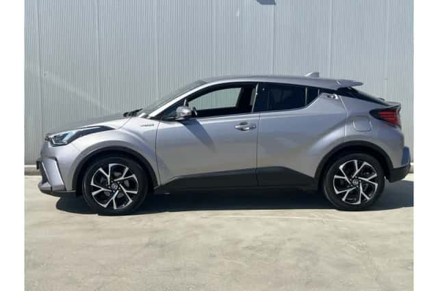 Toyota C-HR (2020) thumbnail 3