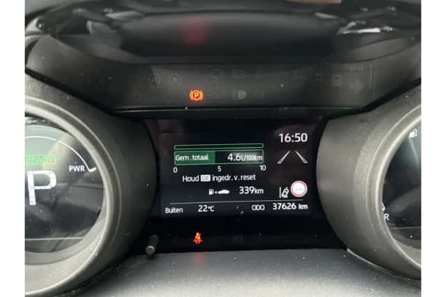 Toyota Yaris (2022) thumbnail 6