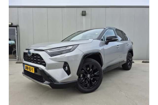 Toyota RAV4 (2024) thumbnail 1