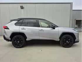 Toyota RAV4 thumbnail 7