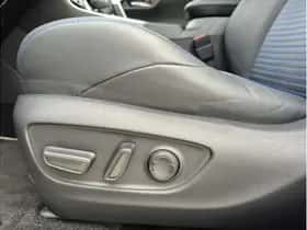 Toyota RAV4 thumbnail 8