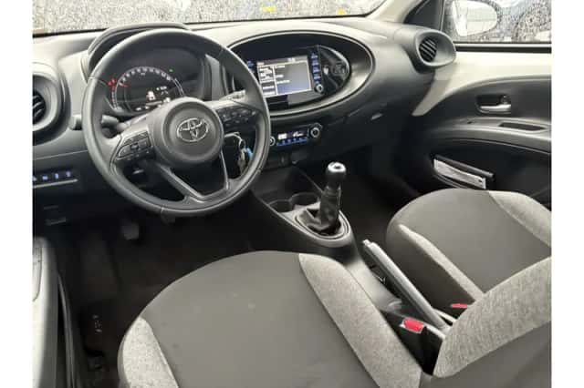 Toyota Aygo X (2023) thumbnail 2