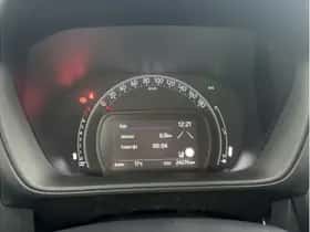 Toyota Aygo X (2023) thumbnail 8